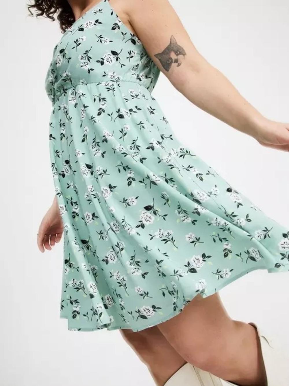 Torrid Mini Floral A-Line Sundress Challis Skater Dress Size 0X (12,L) - Picture 3 of 14